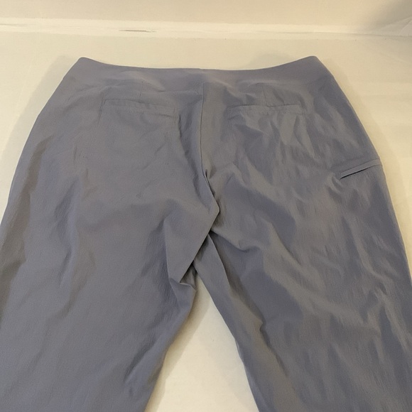 ATHLETA Travel Pants, Plus Size, Front Zippered Pockets, High Rise Sz. 20/EUC - Picture 13 of 16